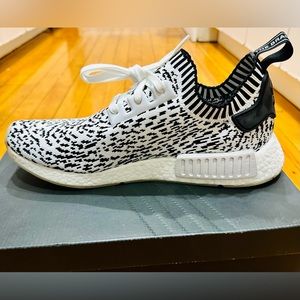 Adidas NMD_R1 Primeknit “Zebra”